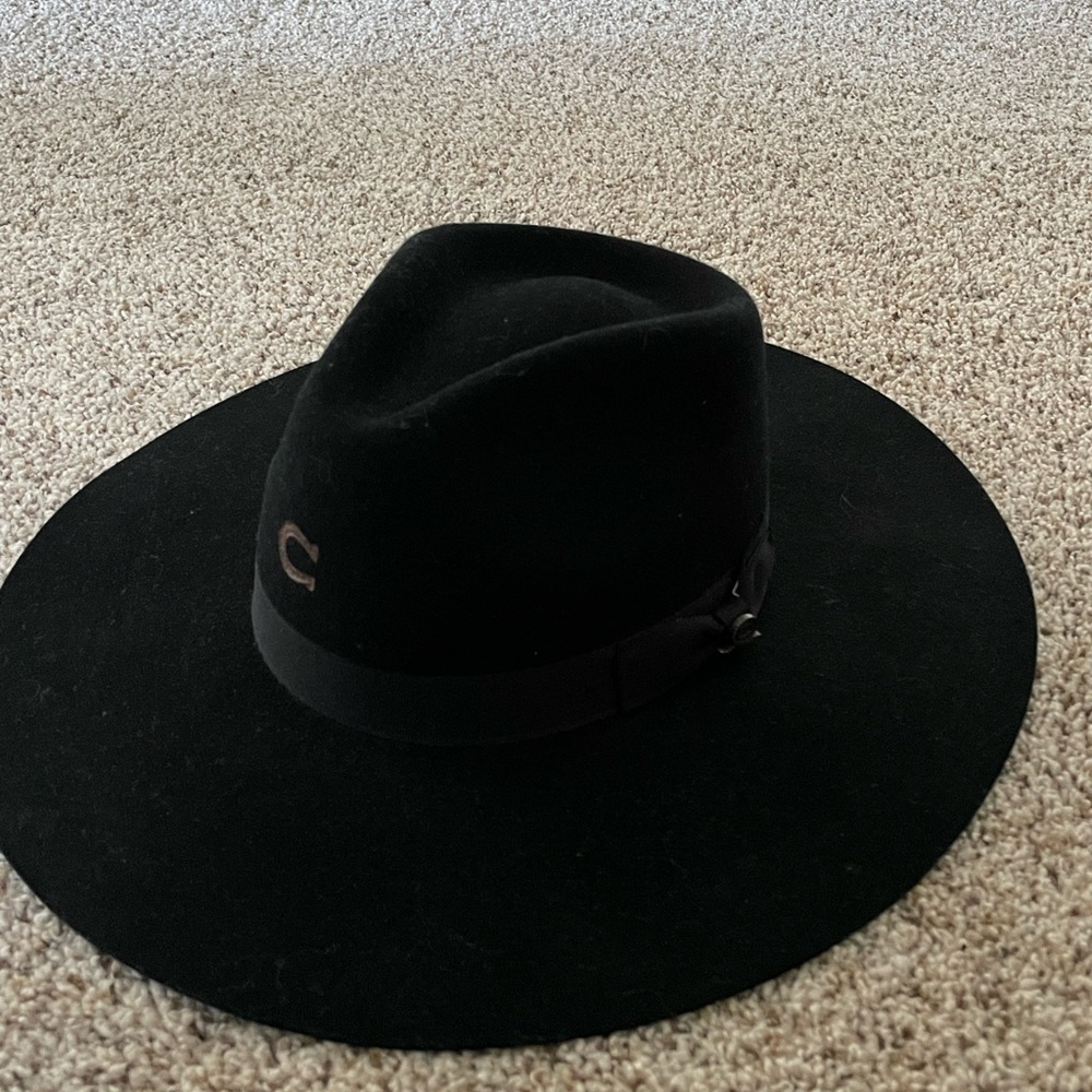 Charlie 1 Horse Felt Hat